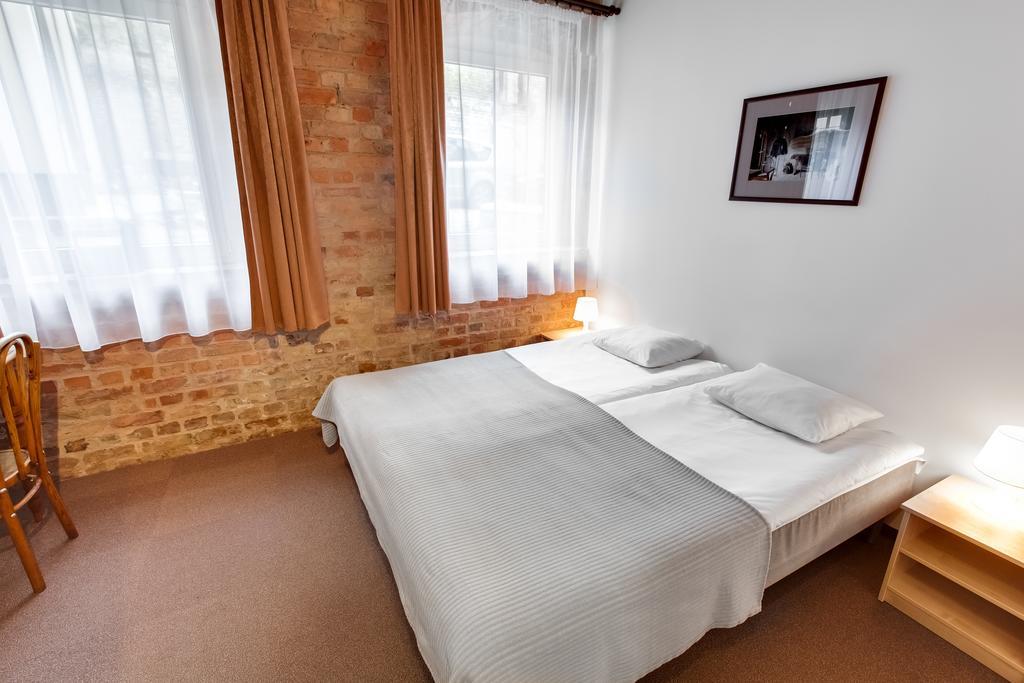 Janne Hotel Riga Szoba fotó